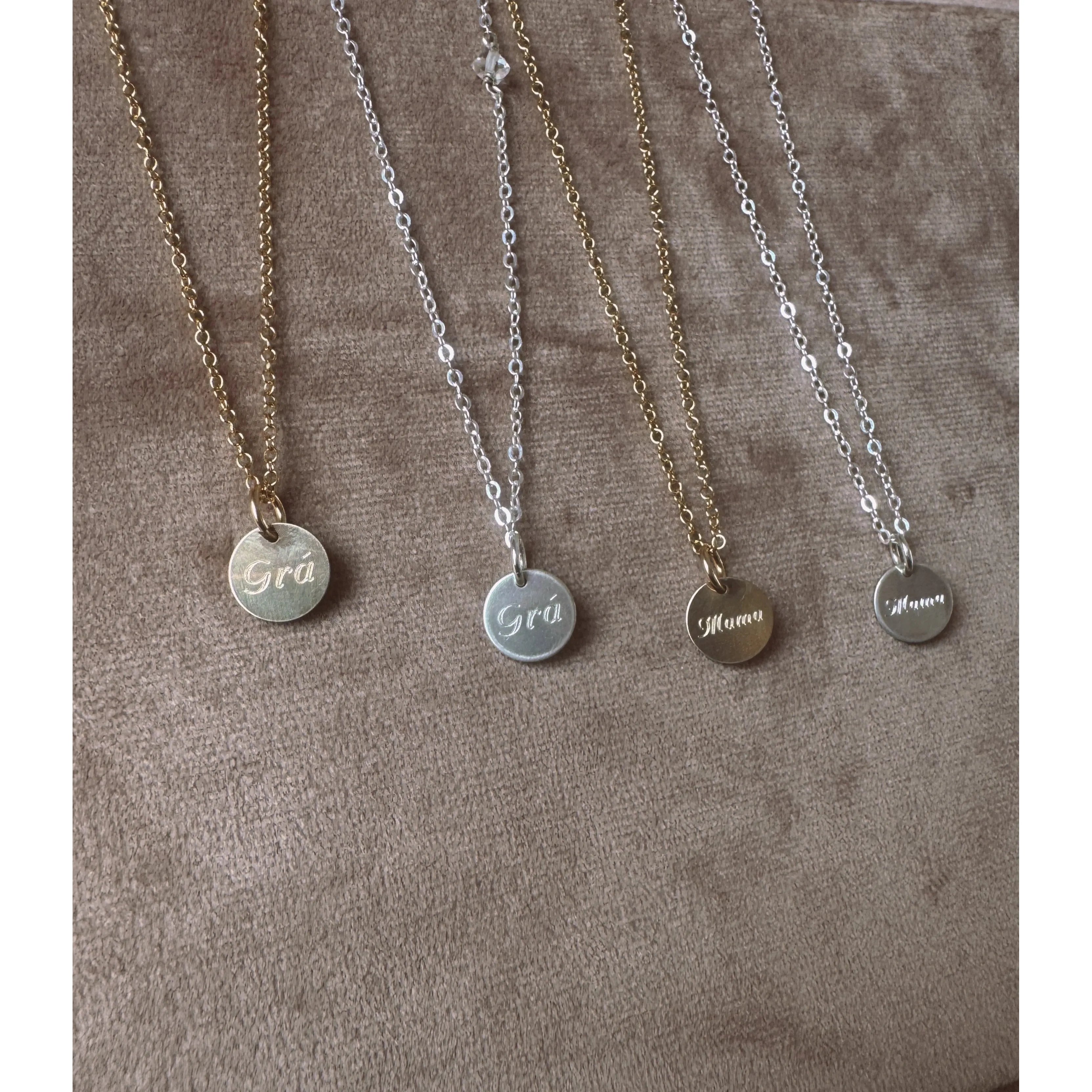 Crolyn Grá Token Birthstone Edition